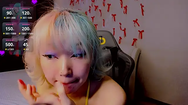 Milla Aheo online show from 04.22.26