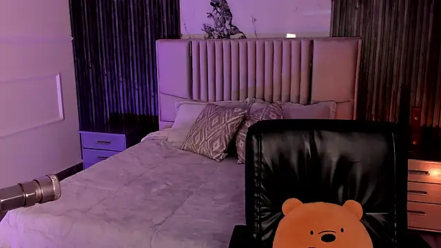 Lillyortiz online show from 02.16.26