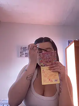 Snapshot of SaraBraun_ chatting on 01.20.25 SaraBraun online show from 01.20.25