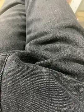 Snapshot of karkerkor chatting on 12.17.25 karkerkor online show from 12.17.25