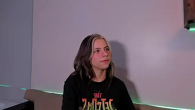 ArtemisaBlake online show from 12.19.24