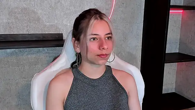 ArtemisaBlake online show from 01.07.25