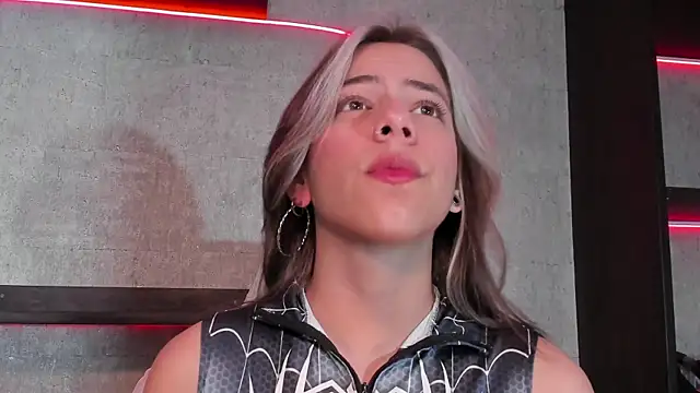 ArtemisaBlake online show from 02.14.25