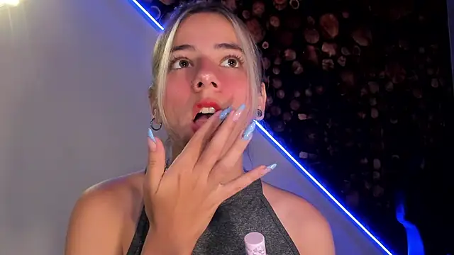 ArtemisaBlake online show from 03.20.25