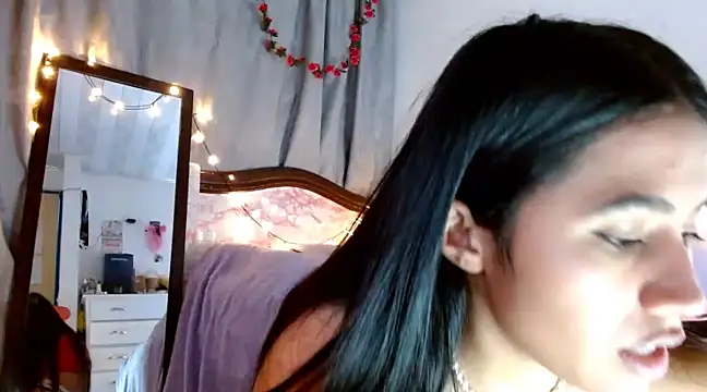 Snapshot of brihanna_lena chatting on 01.26.25 brihanna lena online show from 01.26.25