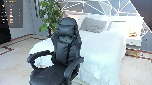 Snapshot of Lucifer_shadow chatting on 02.07.25 Lucifer shadow online show from 02.07.25