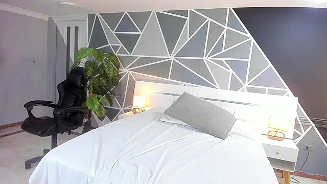 Snapshot of Lucifer_shadow chatting on 02.28.25 Lucifer shadow online show from 02.28.25