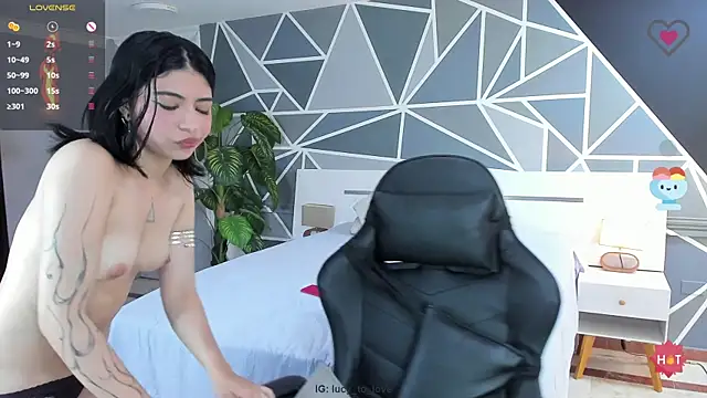 Snapshot of Lucifer_shadow chatting on 03.04.25 Lucifer shadow online show from 03.04.25