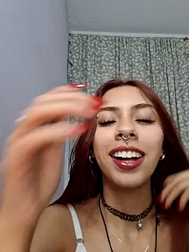 Jazmin-Cerezita online show from 11.06.25