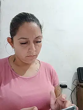 baixinhaloira online show from 06.17.26