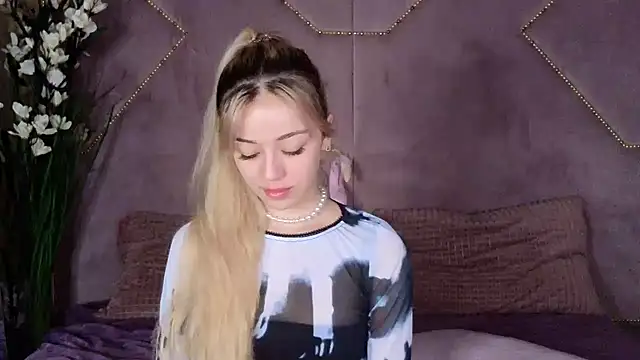 STELLA RICH online show from 02.10.25