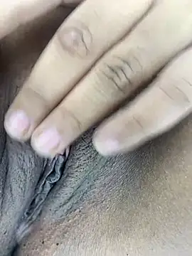 Snapshot of Gordelicia03 chatting on 12.19.24 Gordelicia03 online show from 12.19.24