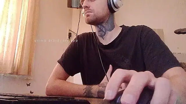 Snapshot of HappyZebra13 chatting on 03.07.25 HappyZebra13 online show from 03.07.25