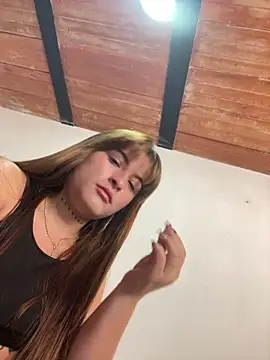 Snapshot of Liah_ferrer chatting on 10.06.25 Liah ferrer online show from 10.06.25
