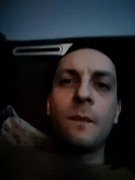 Snapshot of Kondzio chatting on 12.28.24 Kondzio online show from 12.28.24