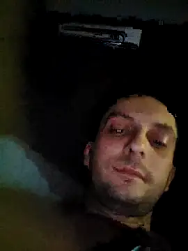 Snapshot of Kondzio chatting on 10.11.25 Kondzio online show from 10.11.25