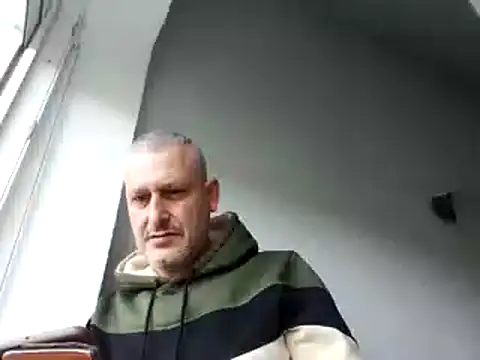 Snapshot of Husoban chatting on 11.03.25 Husoban online show from 11.03.25