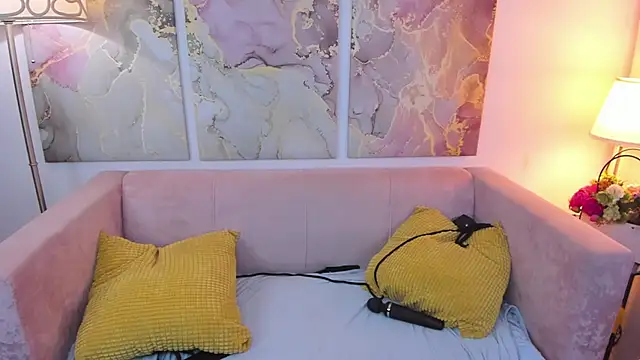 Snapshot of RachelPirce chatting on 01.16.25 RachelPirce online show from 01.16.25