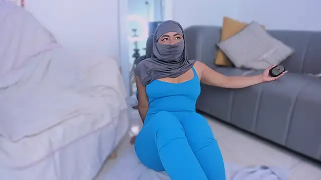 jazmin anbar online show from 10.07.25