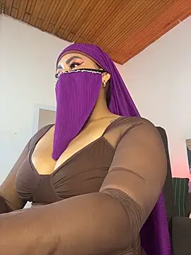 Snapshot of jazmin_anbar chatting on 05.27.26 jazmin anbar online show from 05.27.26