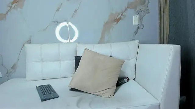 Milaspetite online show from 03.05.25