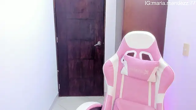 Snapshot of maria_mendez_ chatting on 10.04.25 maria mendez online show from 10.04.25