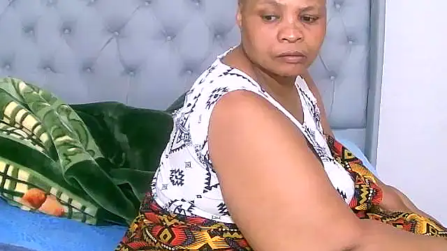 Snapshot of Bbw255 chatting on 03.21.25 Bbw255 online show from 03.21.25