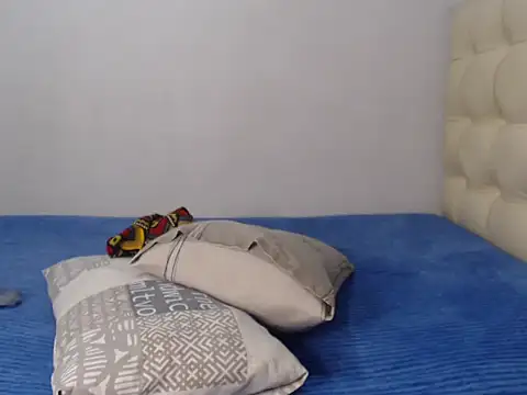 Snapshot of Bbw255 chatting on 09.19.25 Bbw255 online show from 09.19.25