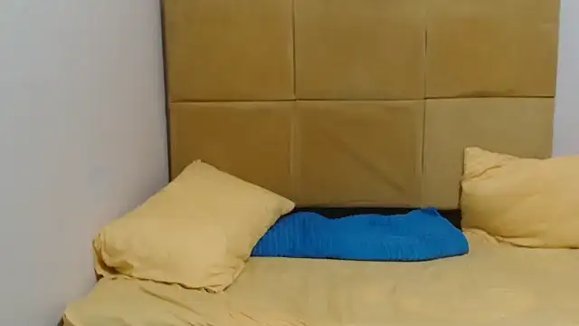 Snapshot of Bbw255 chatting on 10.16.25 Bbw255 online show from 10.16.25