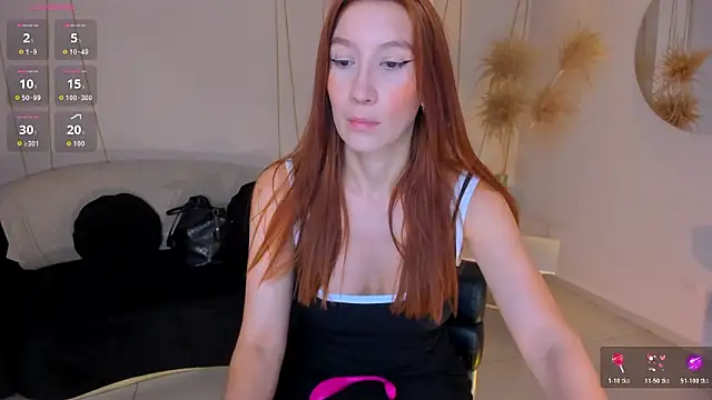 MiaFarrell  online show from 02.22.26