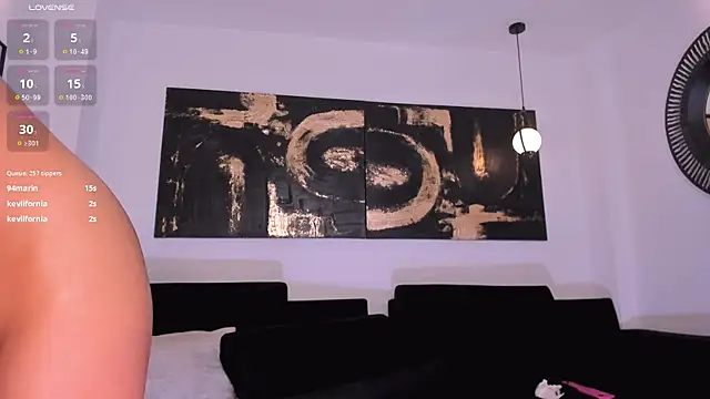 BellaCarteer  online show from 02.25.25