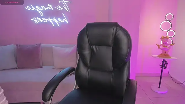 BellaCarteer  online show from 11.08.25