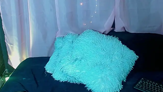 Snapshot of Nicole_Brown1126 chatting on 01.24.25 Nicole Brown1126 online show from 01.24.25