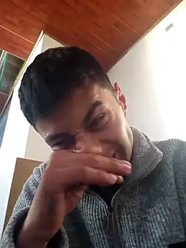 Snapshot of 1418edwar chatting on 10.27.25 1418edwar online show from 10.27.25