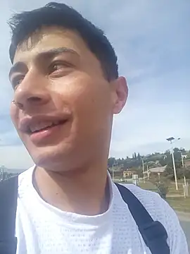 Snapshot of 1418edwar chatting on 11.05.25 1418edwar online show from 11.05.25