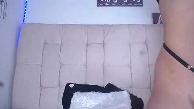 Snapshot of mariilulp303av chatting on 01.08.25 mariilulp303av online show from 01.08.25