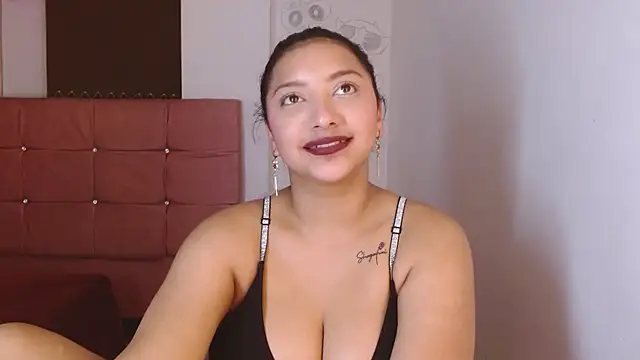 Snapshot of mariilulp303av chatting on 03.03.25 mariilulp303av online show from 03.03.25