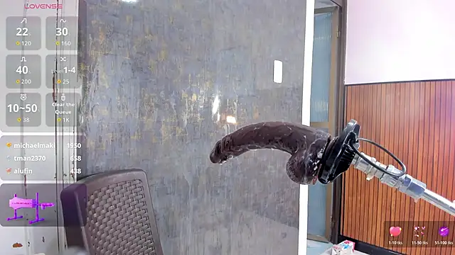 Snapshot of violett_collins_ chatting on 10.29.25 violett collins online show from 10.29.25