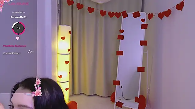 Snapshot of Lana__Cute_ chatting on 02.11.25 Lana Cute online show from 02.11.25