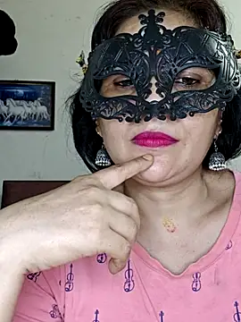 Snapshot of sexy_bhabhi69 chatting on 07.04.26 sexy bhabhi69 online show from 07.04.26