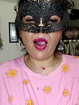 Snapshot of sexy_bhabhi69 chatting on 07.17.26 sexy bhabhi69 online show from 07.17.26
