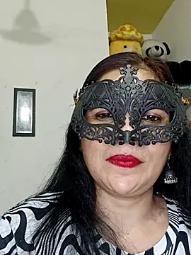 Snapshot of sexy_bhabhi69 chatting on 07.30.26 sexy bhabhi69 online show from 07.30.26