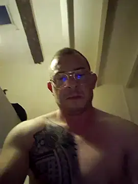 jourdinio13 online show from 01.05.25