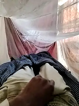 Snapshot of mith087 chatting on 02.24.25 mith087 online show from 02.24.25