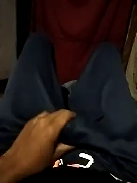 Snapshot of mith087 chatting on 03.14.25 mith087 online show from 03.14.25