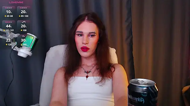 Snapshot of Cassie_Bae chatting on 03.09.25 Cassie Bae online show from 03.09.25