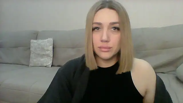 Snapshot of VickyLove047 chatting on 01.11.25 VickyLove047 online show from 01.11.25