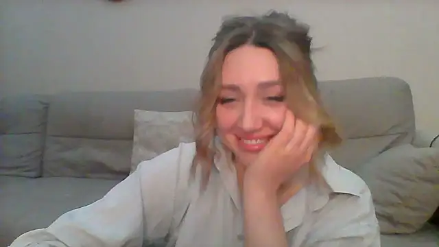 Snapshot of VickyLove047 chatting on 02.03.25 VickyLove047 online show from 02.03.25