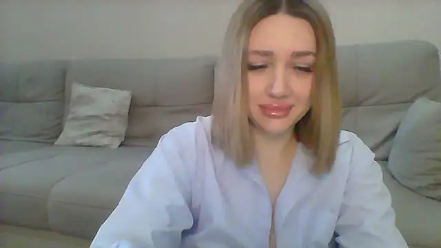 Snapshot of VickyLove047 chatting on 02.06.25 VickyLove047 online show from 02.06.25