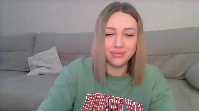 Snapshot of VickyLove047 chatting on 03.01.25 VickyLove047 online show from 03.01.25